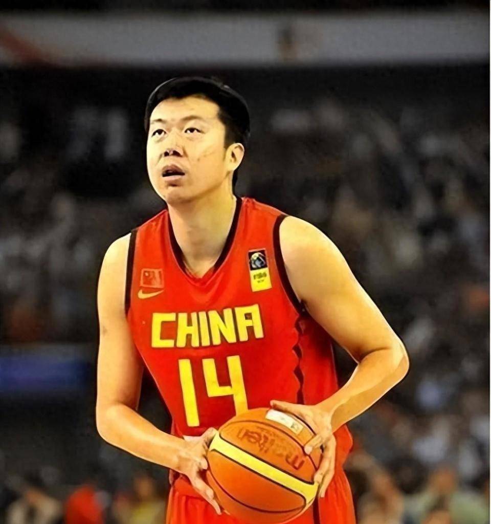 乐鱼app包含深圳男篮赛前完成体检，志在CBA季后赛名次提升，更衣室稳定，更衣室氛围转暖的词条