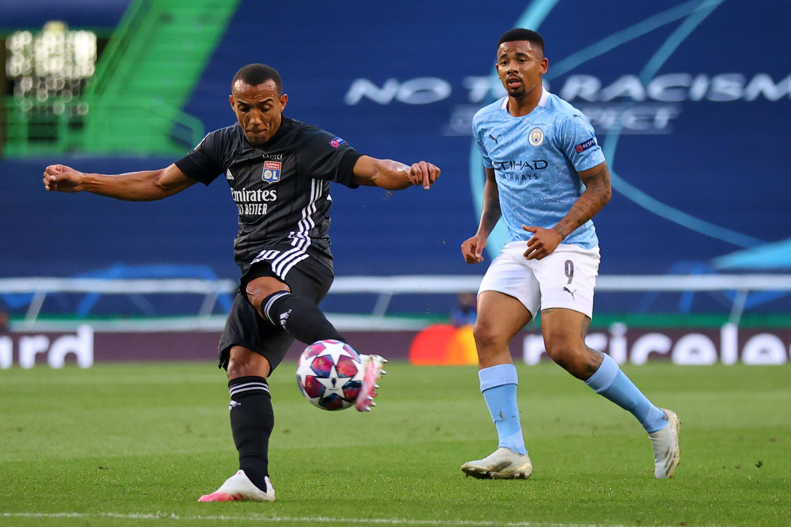 乐鱼体育平台关于法甲赛程吃紧；曼城今夜单刀错失；话题不断；纪律约束更严格的信息