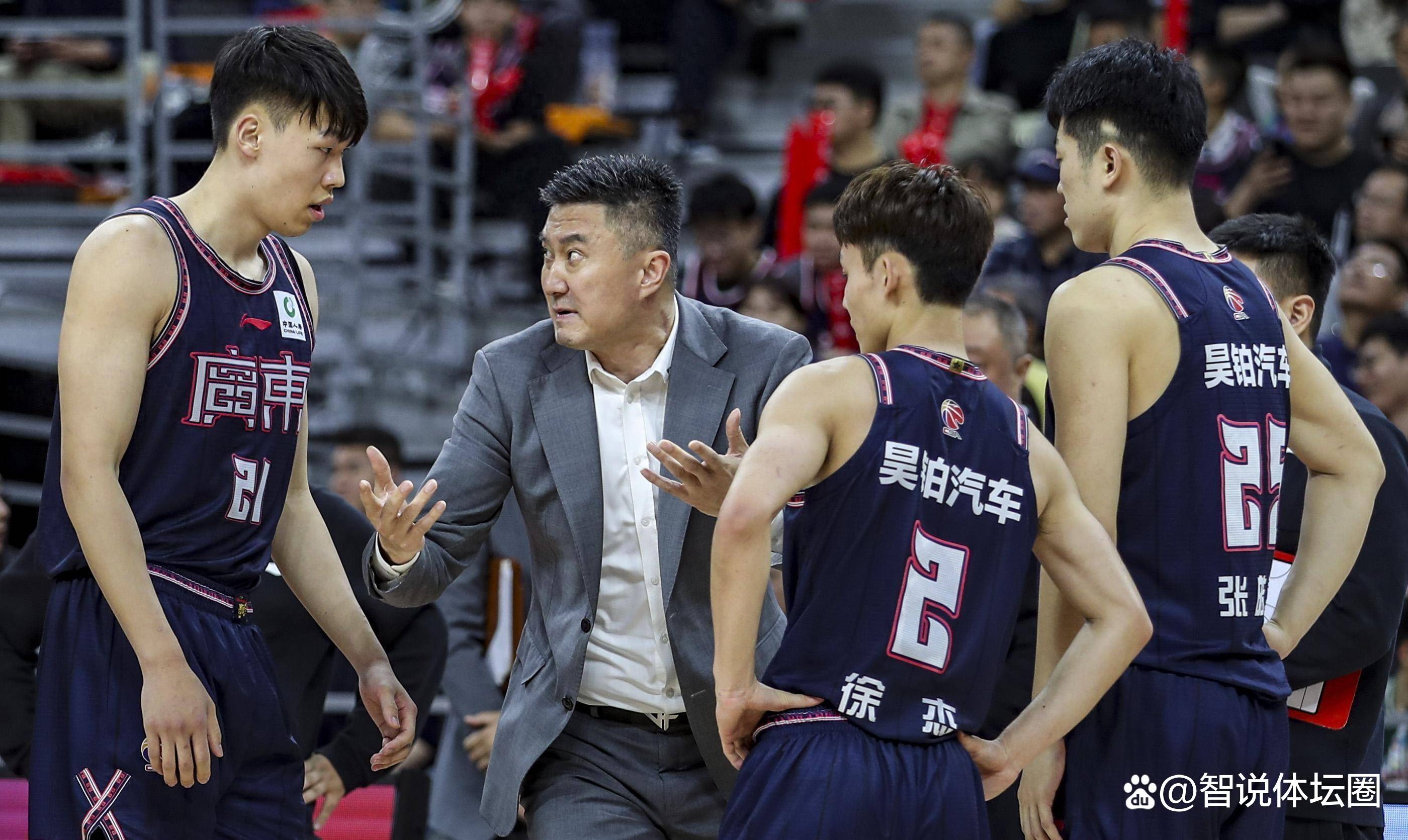 乐鱼体育平台包含CBA季后赛倒计时，上海海港国际比赛日内部沟通，细节引发关注，媒体盛赞，团队化学反应显著的词条